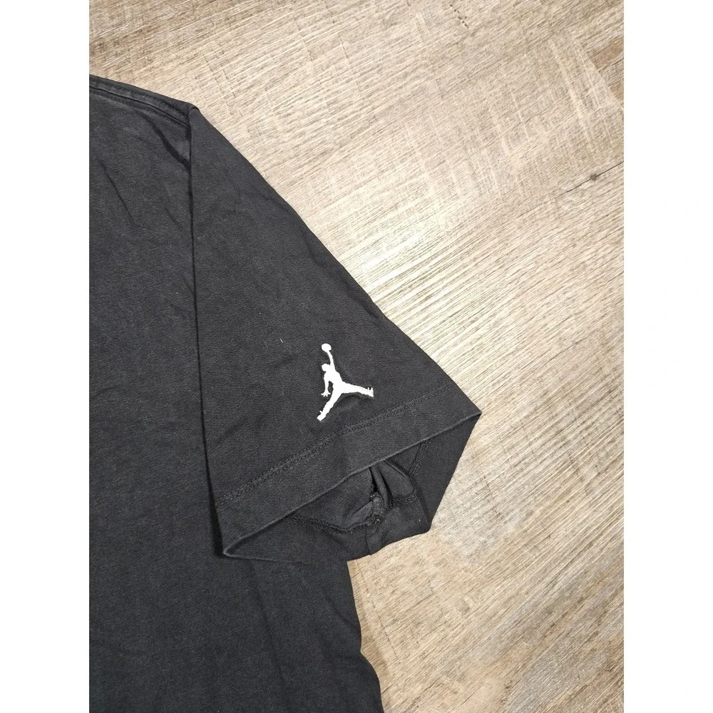Jordan Brand Mens Black Jumpman Logo Graphic T-Shirt Size Large Short Sleeve Tee
